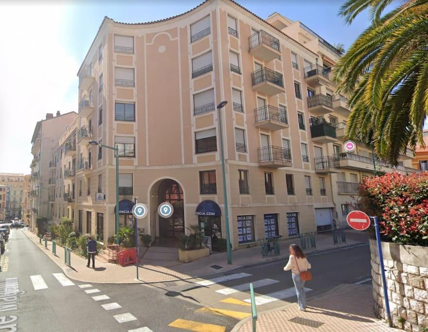 Menton Carre D'Or - Private Garage Apartment Ngoại thất bức ảnh